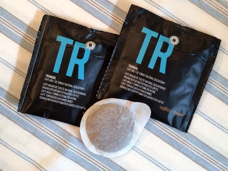 Cialdes de cafè Descafeïnat "Tranquil" a INHALA Cafès i Tes, Granollers, Barcelona. Cialdas de café Descafeinado en INHALA Cafés y Tés, Granollers.