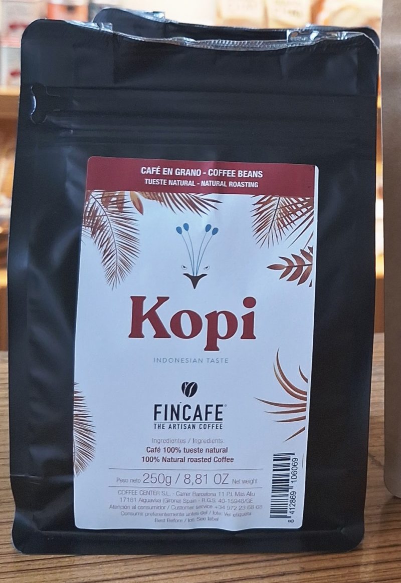 El café en grano Kopi Indonesia Fincafé es un blend de cafés arábica de Indonesia.

Se presenta en bolsa de 250 gramos.

¿Quieres conocer otros cafés del proyecto Fincafé? Mira aquí.

En INHALA Cafés y Tés, Portalet, 9 de Granollers, Barcelona.